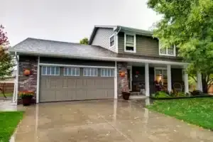 Two-story Windsor project in Countrylane Red with Khaki Brown trim