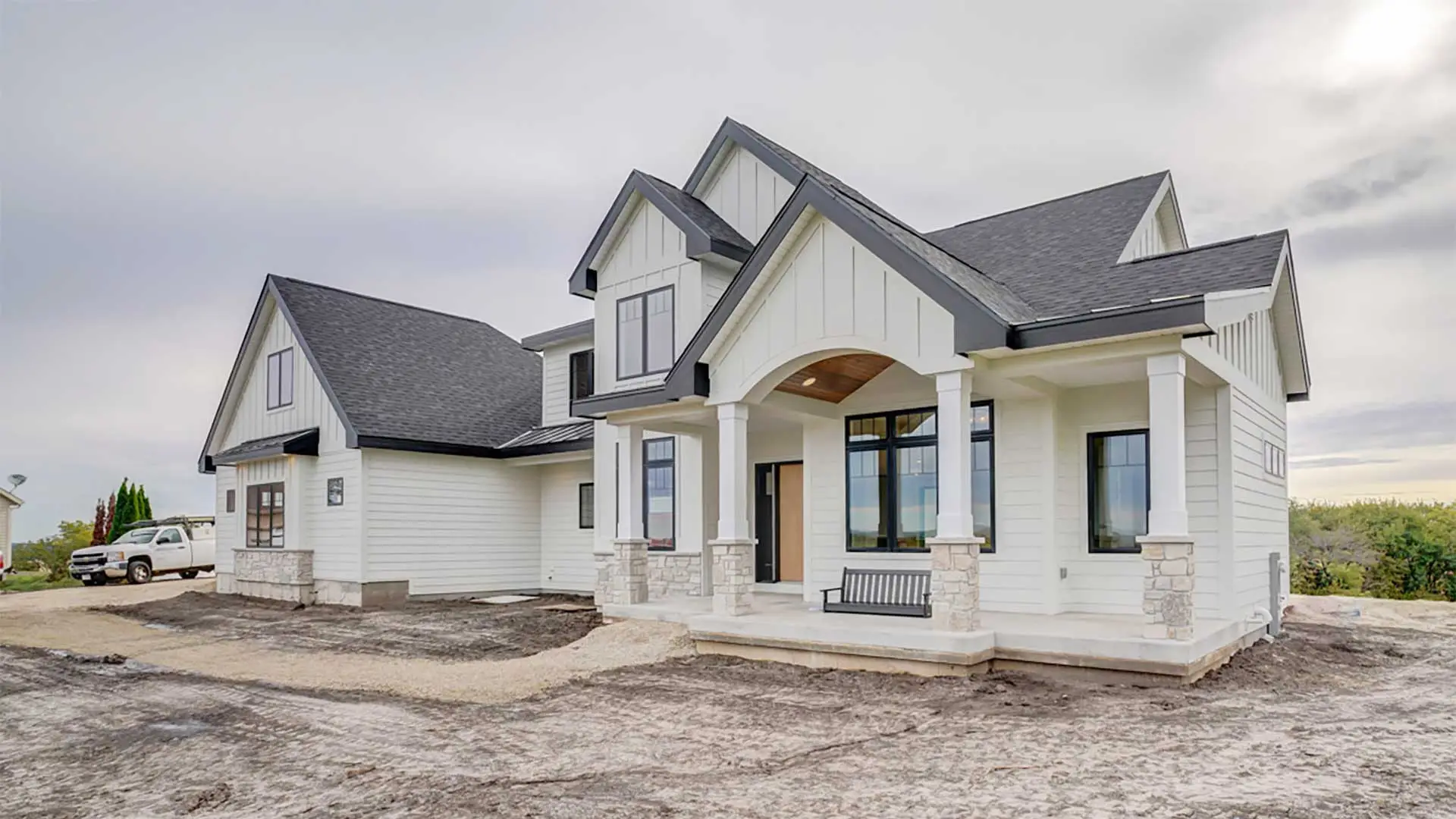 Single home featuring siding installation Denver | Northern Lights Exteriors