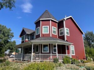 James Hardie Countrylane Red siding