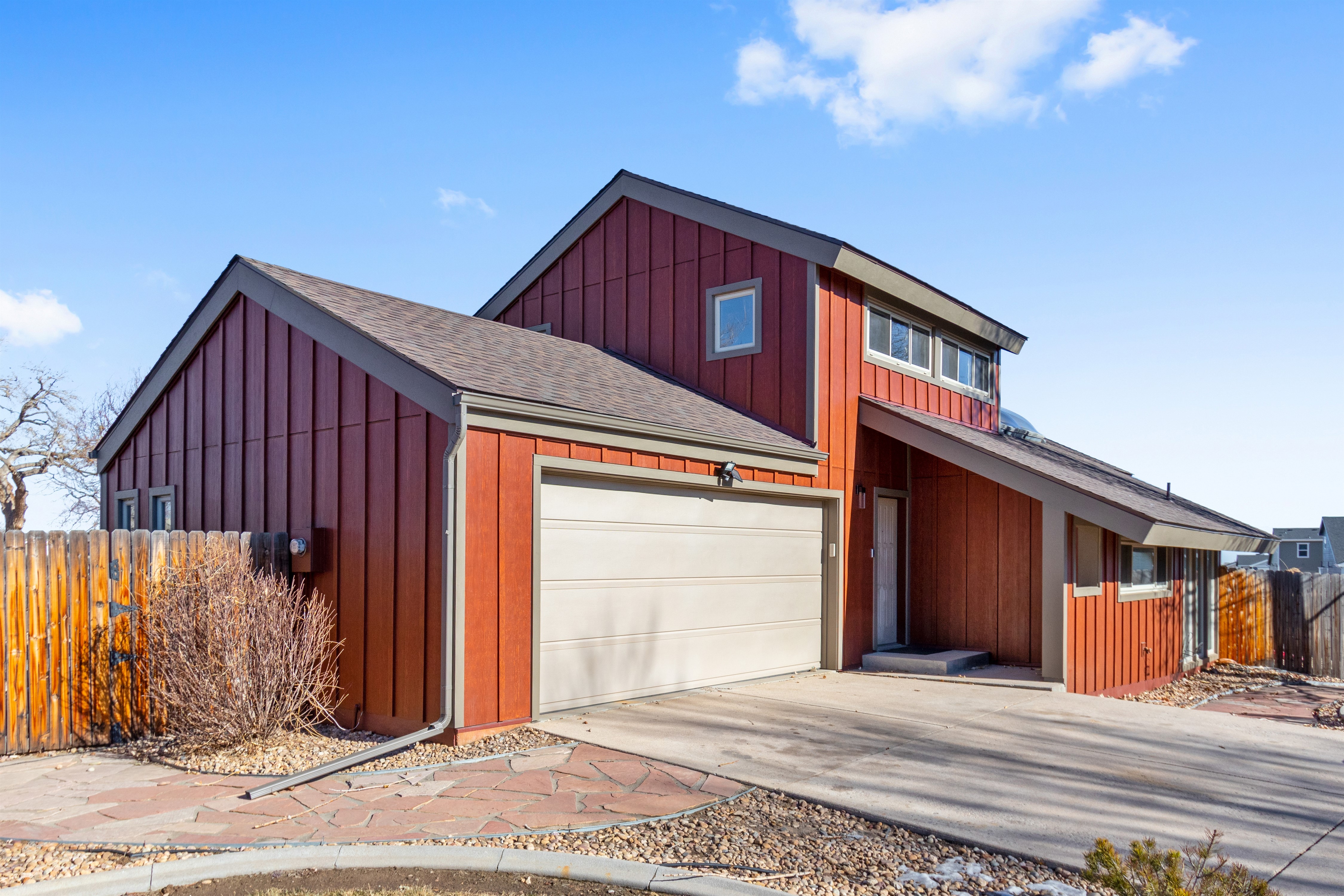 Wood accent siding idea using James Hardie siding on a Colorado home exterior