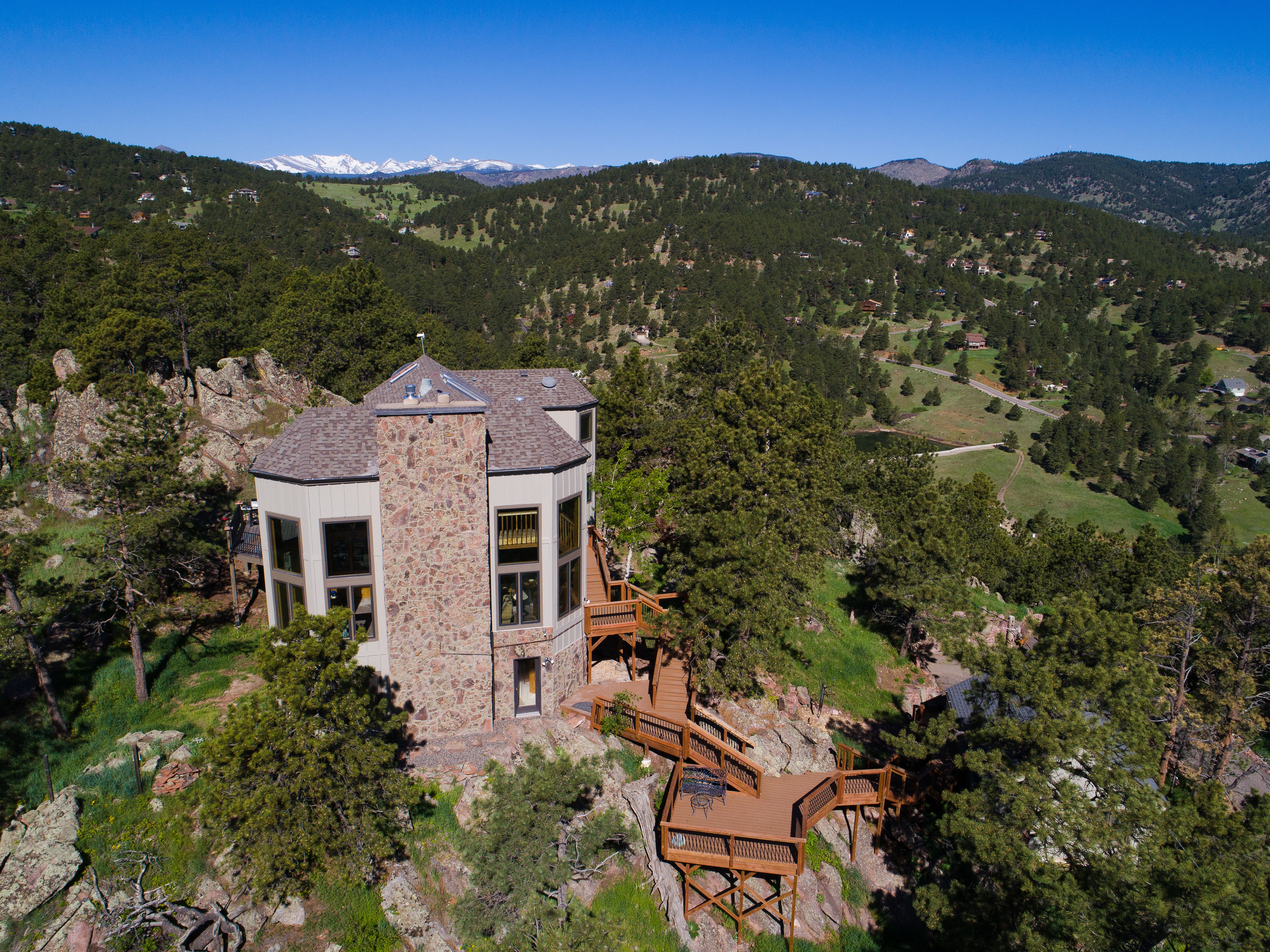 Energy-efficient replacement windows installed by Northern Lights Exteriors on a Front Range home