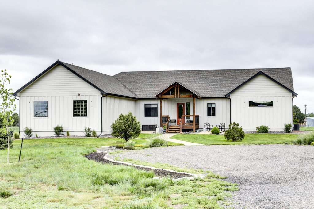 Nearby Front Range home upgraded with new fiberglass replacement windows by Northern Lights Exteriors