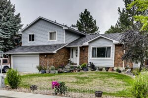 James Hardie Light Mist siding installed on a Longmont Colorado home by Northern Lights Exteriors