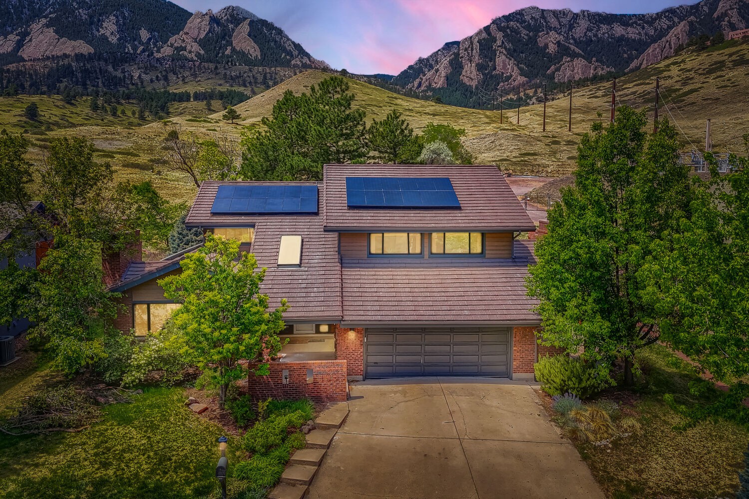 Large picture window installed in a Longmont, Colorado home