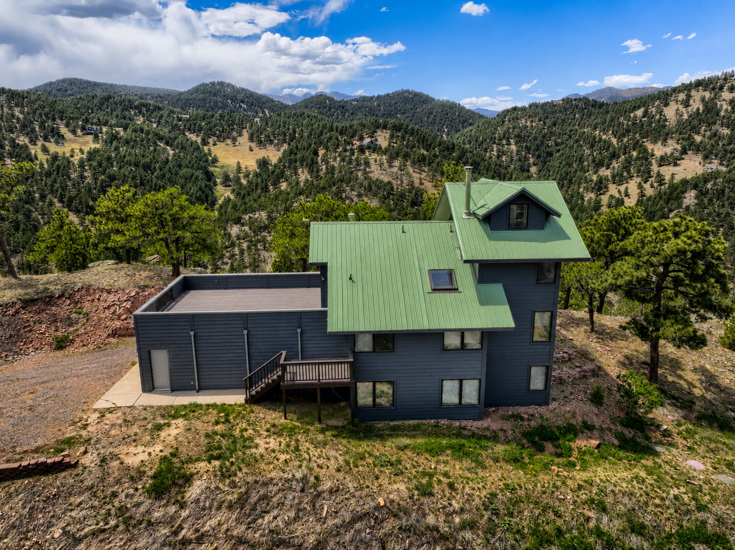 Modern mountain home siding remodel in Boulder Colorado