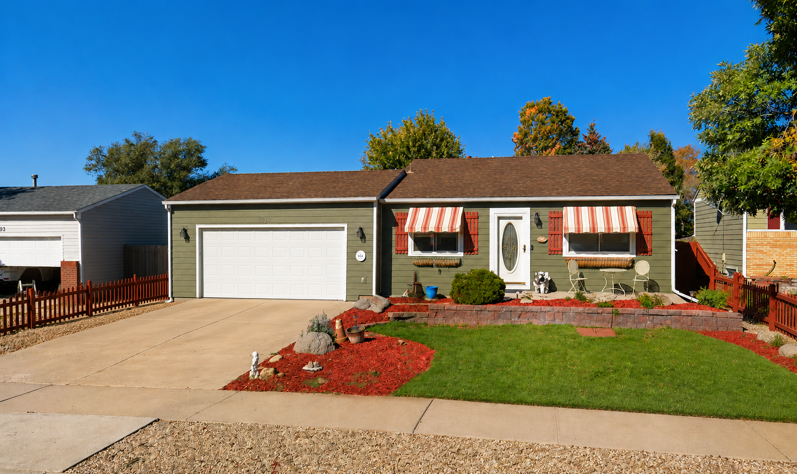 Evans Colorado James Hardie siding replacement by Northern Lights Exteriors featuring Mountain Sage siding with Cobblestone trim
