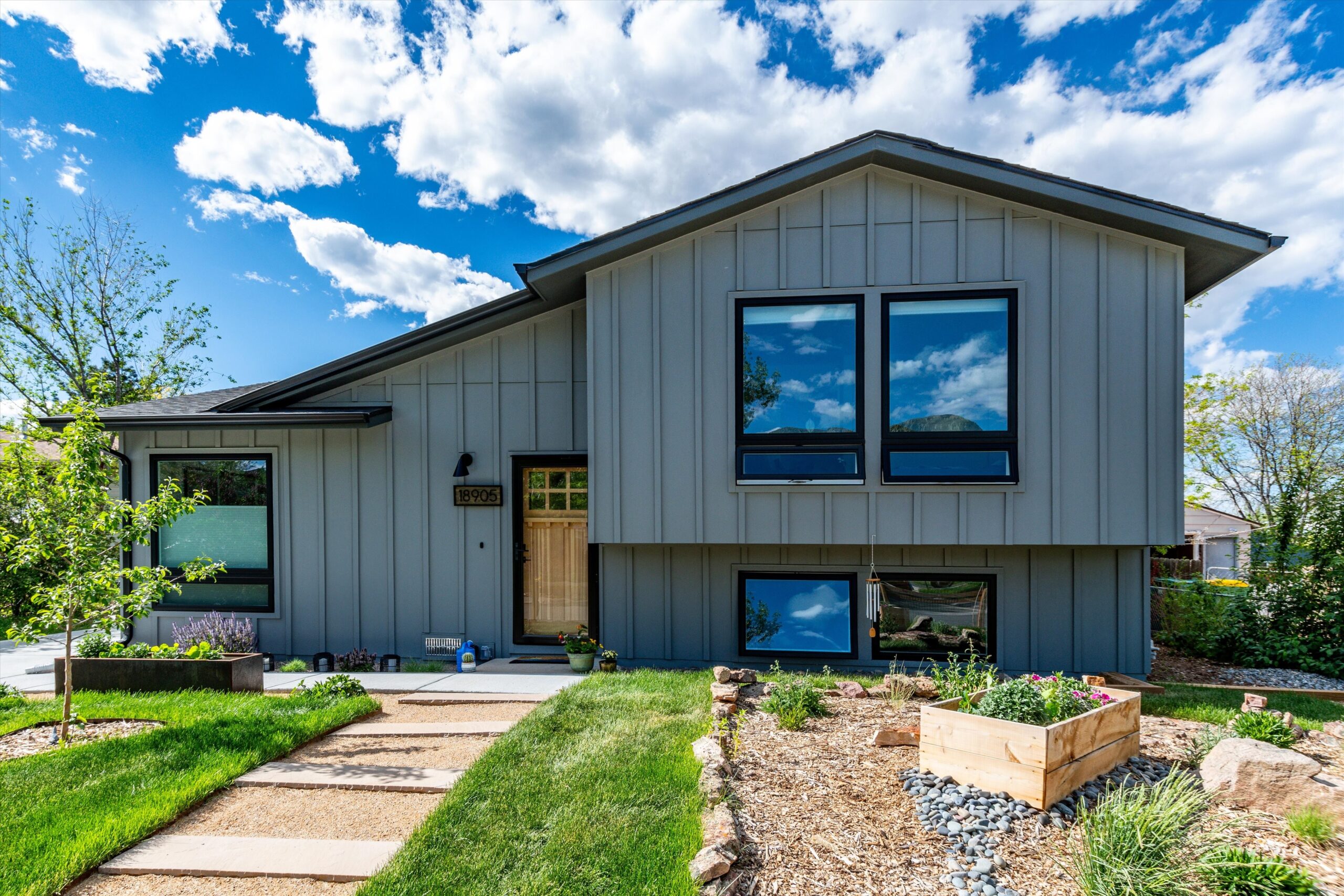 Before and after window replacement in Boulder, Colorado